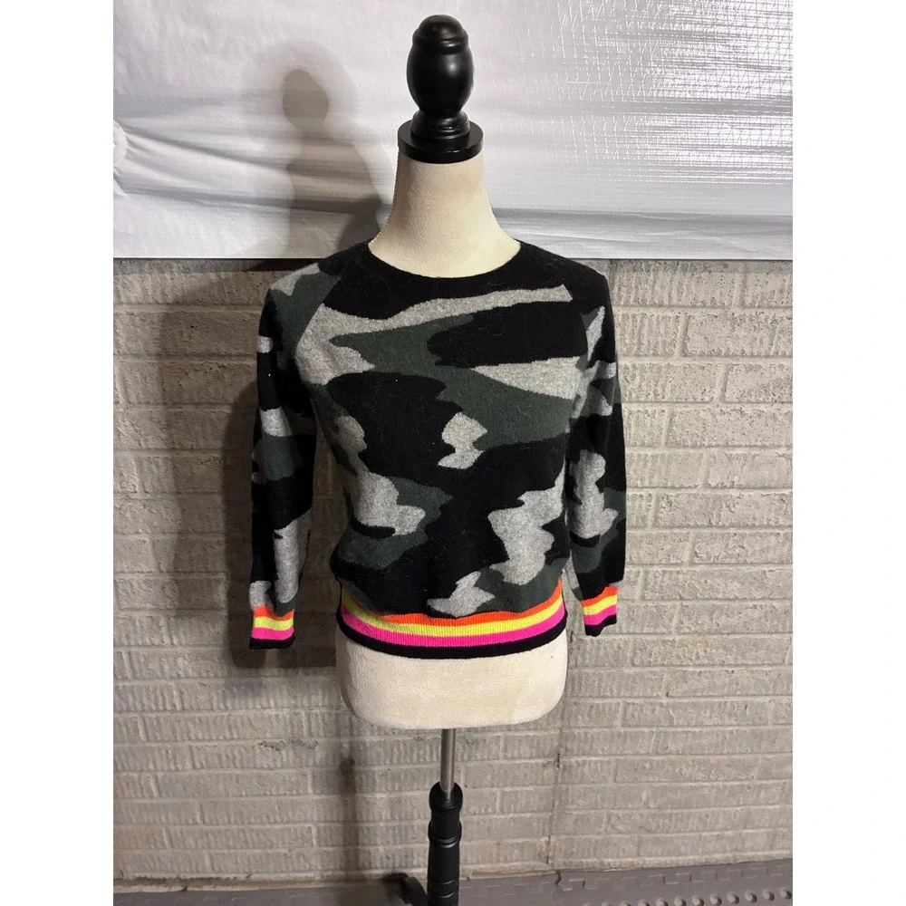 Brodie Fine Cashmere Camo Sweater Neon Stripe Trim Crew Neck XS Black Green - Picture 2 of 6